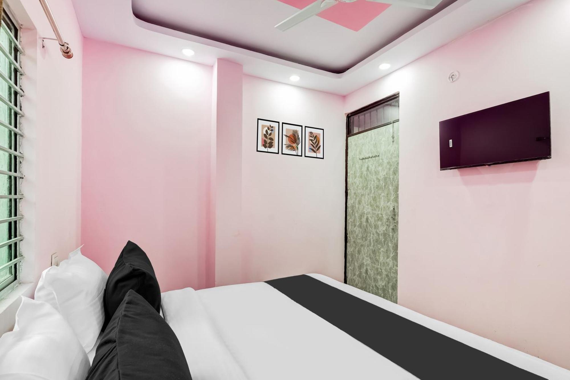 Hotel O Govind Residency New Delhi Bagian luar foto