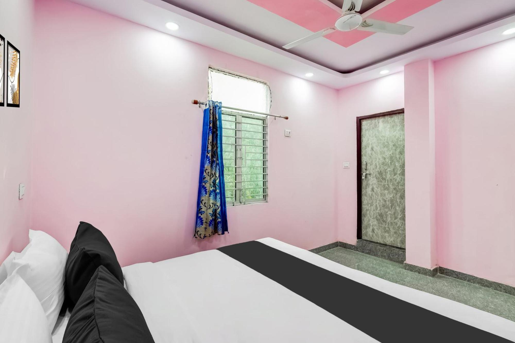 Hotel O Govind Residency New Delhi Bagian luar foto