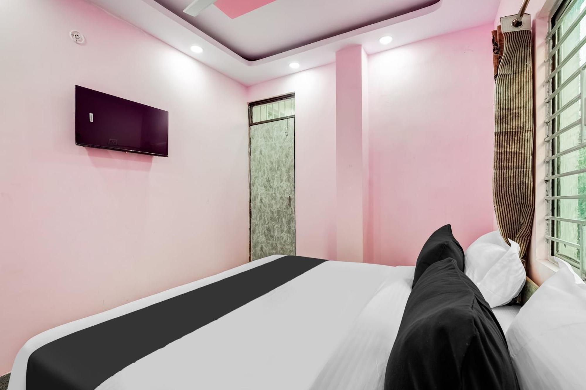 Hotel O Govind Residency New Delhi Bagian luar foto