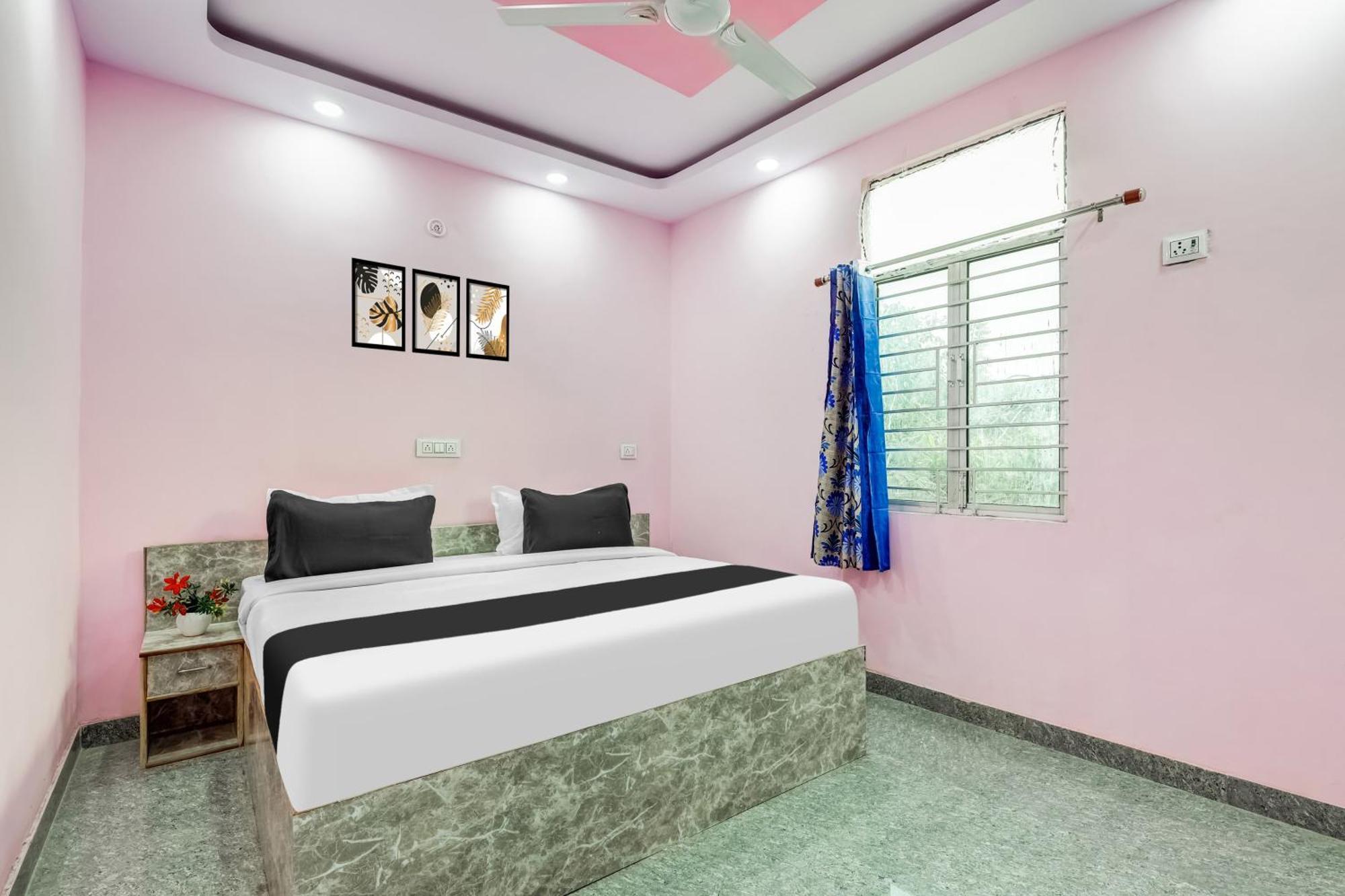 Hotel O Govind Residency New Delhi Bagian luar foto